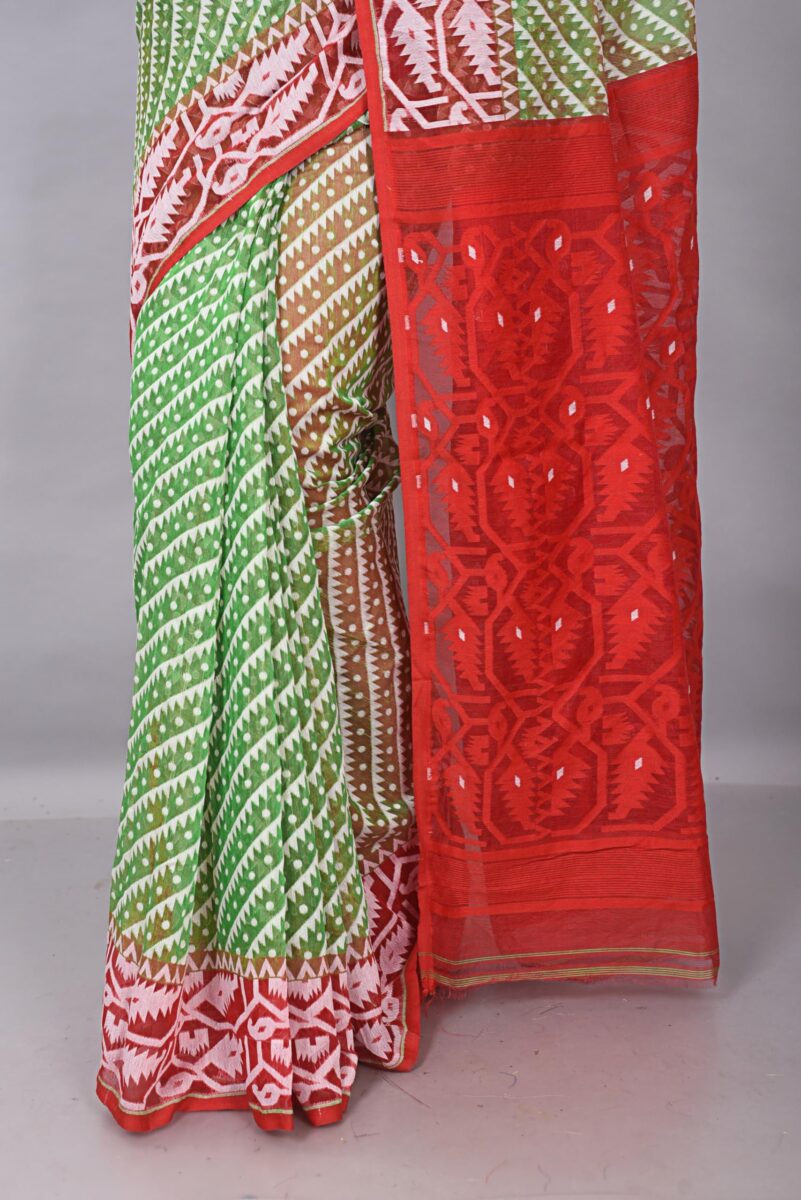 OISHANI SAREE GHOR Women's Traditional Bengal Cotton Resham Jamdani Sarees (Green Red) - Image 4